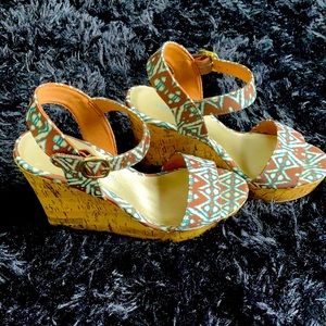 Brown Teal Cream Pattern Wedges